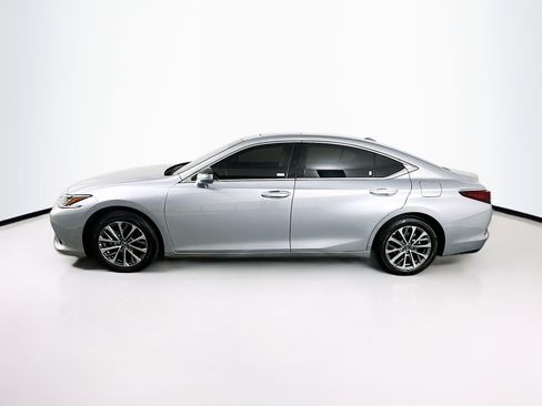 Used 2025 Lexus ES 350 image 4
