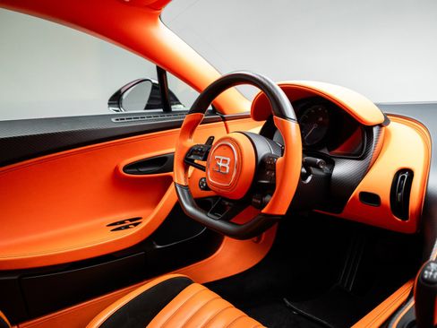 Used 2024 Bugatti Chiron Super Sport image 24