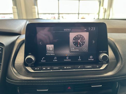 Used 2021 Nissan Rogue SL image 19