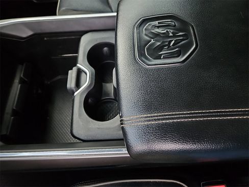 Used 2022 RAM 3500 Laramie w/ Night Edition image 26