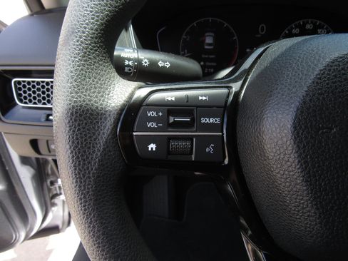 Used 2023 Honda Civic LX image 22