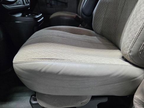 Used 2021 Chevrolet Express 2500 w/ Driver Convenience Package RWD image 27