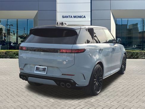 New 2026 Land Rover Range Rover Sport SV image 5
