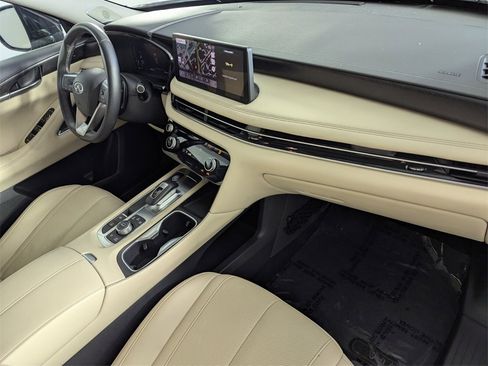 Used 2023 INFINITI QX60 Sensory w/ Cargo Package image 38