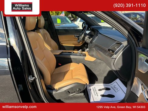 Used 2022 Volvo XC90 T8 Inscription w/ Advanced Package image 18