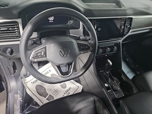 Used 2022 Volkswagen Atlas SE AWD/4WD image 16
