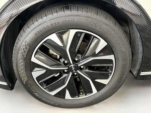 Used 2024 Kia EV6 Wind AWD/4WD image 11
