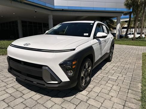 Used 2025 Hyundai Kona SEL FWD image 20
