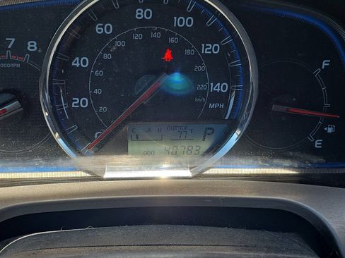 Used 2014 Toyota RAV4 Limited AWD/4WD image 10