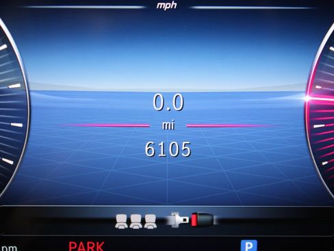 Certified 2025 Mercedes-Benz GLA 250 image 16