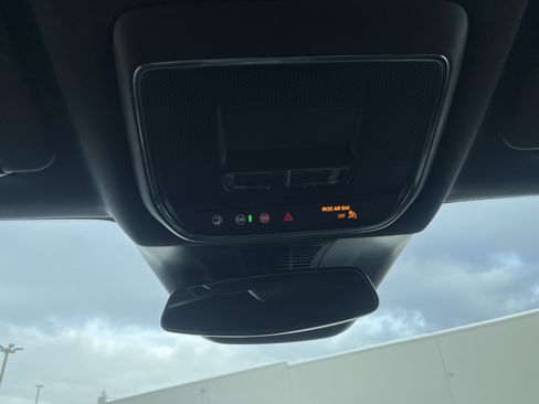 Used 2025 Chevrolet Blazer EV RS image 34