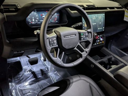 New 2026 Land Rover Defender 110 X-Dynamic SE AWD/4WD image 16