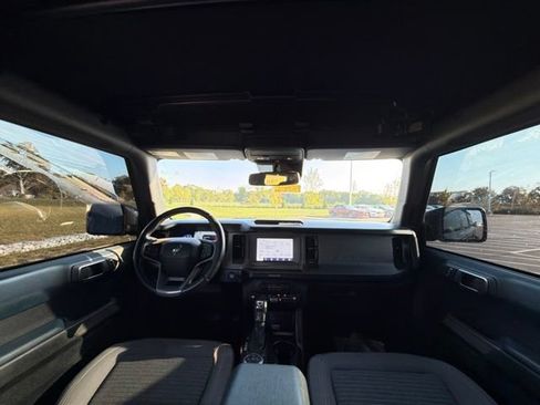 Used 2021 Ford Bronco Outer Banks AWD/4WD image 18
