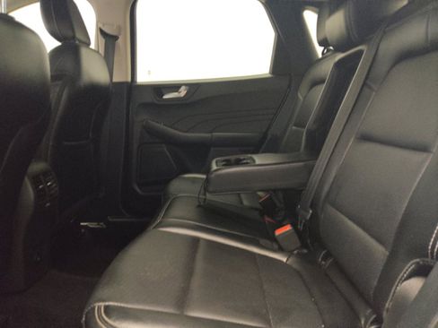 Used 2022 Ford Escape SEL FWD image 18