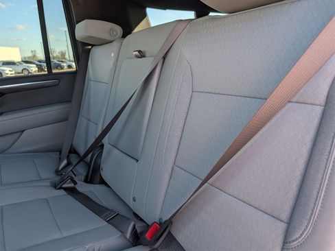 New 2026 Chevrolet Suburban LS image 22