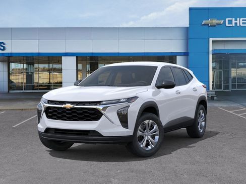 New 2026 Chevrolet Trax LS FWD image 7