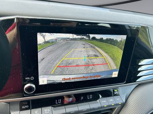 Used 2026 Toyota Camry SE FWD image 24
