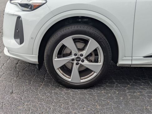 Used 2025 Audi Q5 Premium Plus image 32