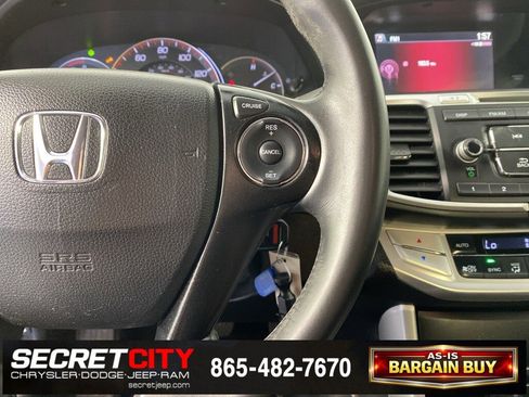 Used 2015 Honda Accord Sport image 16