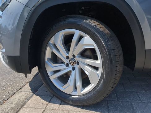 Used 2023 Volkswagen Atlas SE w/ Panoramic Sunroof Package FWD image 38
