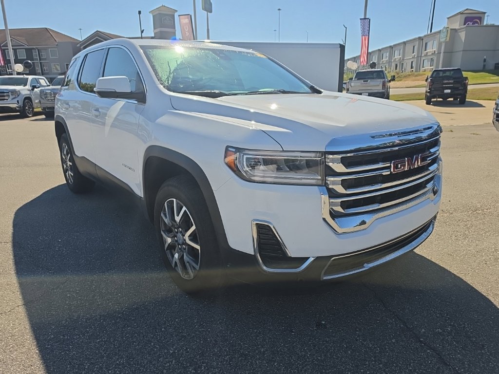 Used 2023 GMC Acadia SLE FWD image 1