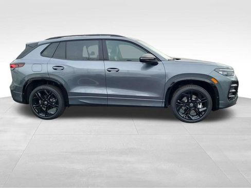 Used 2026 Volkswagen Tiguan SE R-Line AWD/4WD image 10