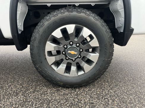 New 2026 Chevrolet Silverado 2500 Custom w/ Custom Value Package image 32