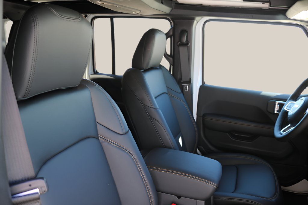 New 2027 Jeep Wrangler Unlimited Sahara AWD/4WD image 22
