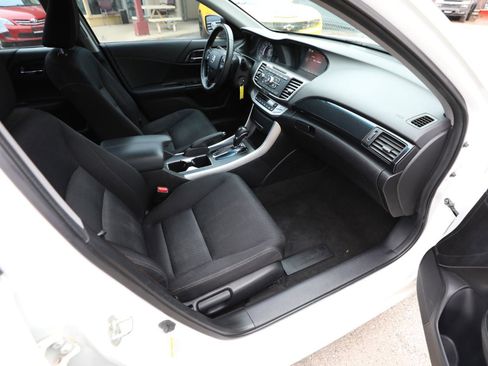 Used 2013 Honda Accord Sport image 10