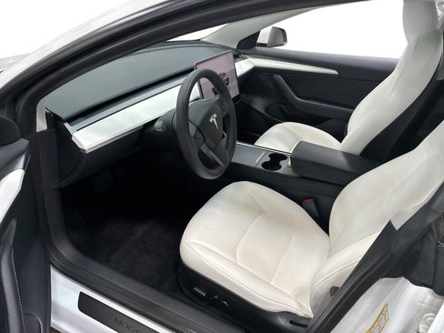 Certified 2023 Tesla Model 3 Standard Range RWD image 9