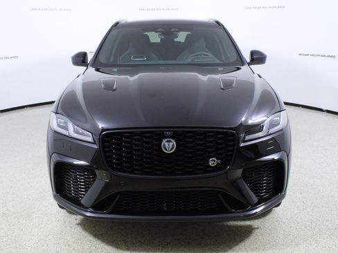 New 2026 Jaguar F-PACE SVR 575 Edition image 2