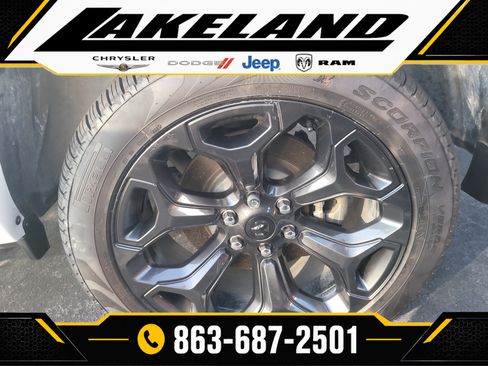 Used 2025 RAM 1500 Laramie w/ Sport Appearance Package AWD/4WD image 7