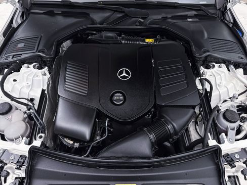 Used 2024 Mercedes-Benz C 300 Sedan image 11