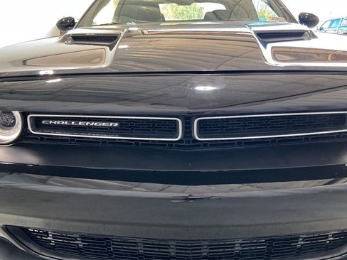 Used 2023 Dodge Challenger SXT image 27