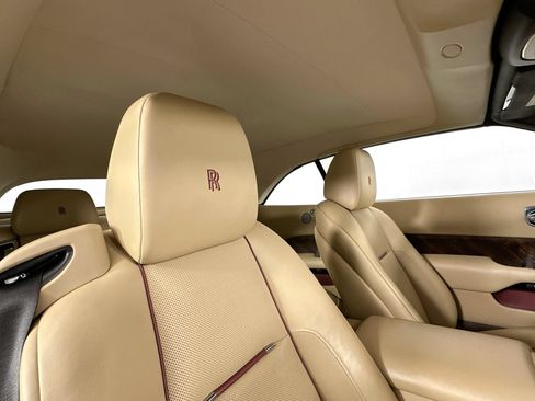Certified 2017 Rolls-Royce Dawn RWD image 21