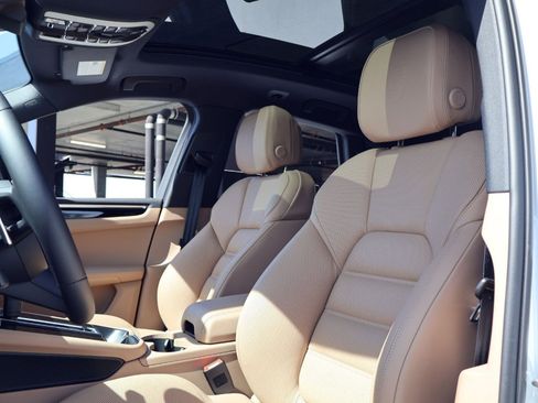 New 2026 Porsche Macan S AWD/4WD image 5