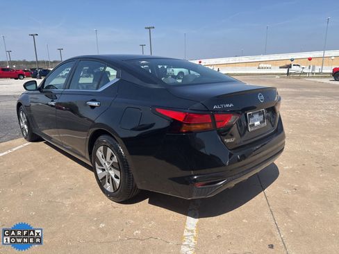 Used 2022 Nissan Altima 2.5 S FWD image 5