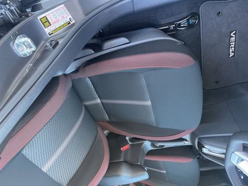 Used 2025 Nissan Versa SR w/ Trunk Package image 7
