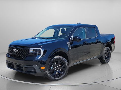 New 2025 Ford Maverick Lariat w/ Black Appearance Package AWD/4WD image 2