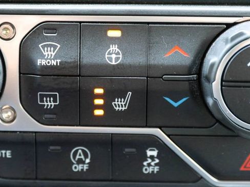 Used 2023 Jeep Gladiator Sport AWD/4WD image 25
