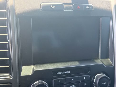 Used 2020 Ford F150 XLT w/ Equipment Group 302A Luxury AWD/4WD image 21