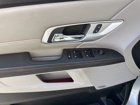 Used 2012 GMC Terrain SLE image 17