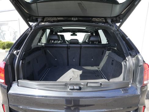 Used 2016 BMW X5 M image 15