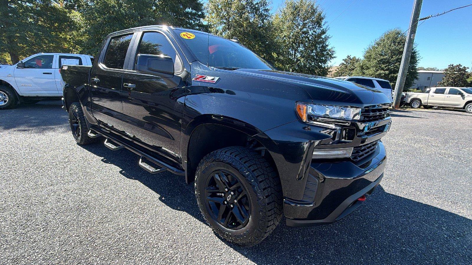 Used 2021 Chevrolet Silverado 1500 LT Trail Boss w/ Convenience Package II AWD/4WD image 6