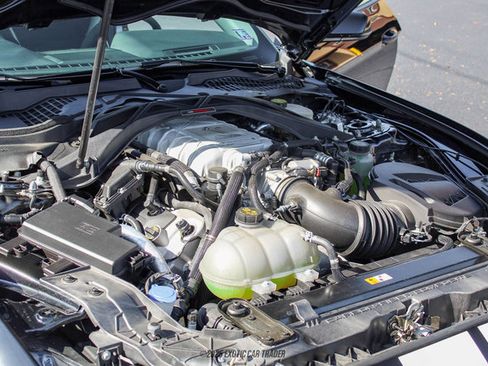 Used 2022 Ford Mustang Shelby GT500 w/ Carbon Fiber Track Pack image 21