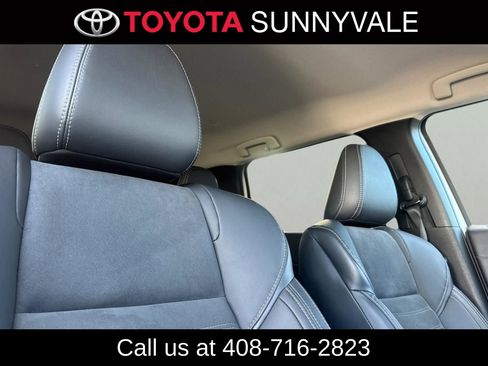 Used 2023 Mitsubishi Outlander SE image 21