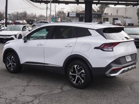 Used 2023 Kia Sportage EX image 10