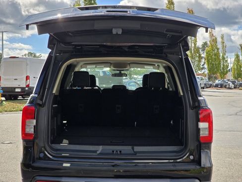 Used 2024 Ford Expedition XL image 9