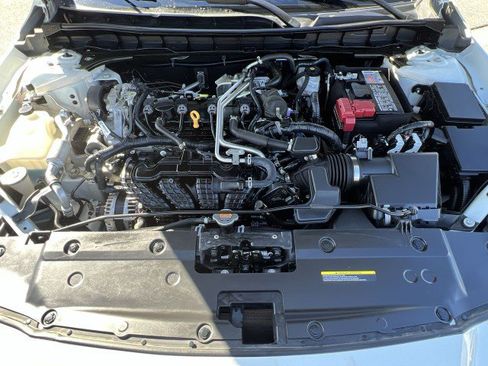 Used 2023 Nissan Altima 2.5 SR image 29