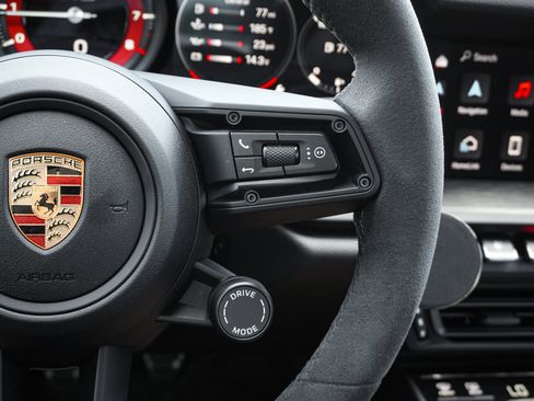 Used 2023 Porsche 911 Carrera GTS w/ Premium Package RWD image 19